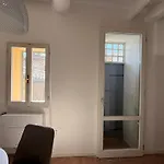 Lägenhet Elegant With Exclusive Terrace In Downtown