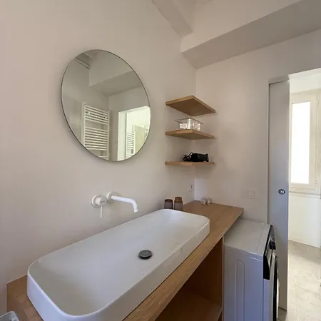 Elegant With Exclusive Terrace In Downtown *